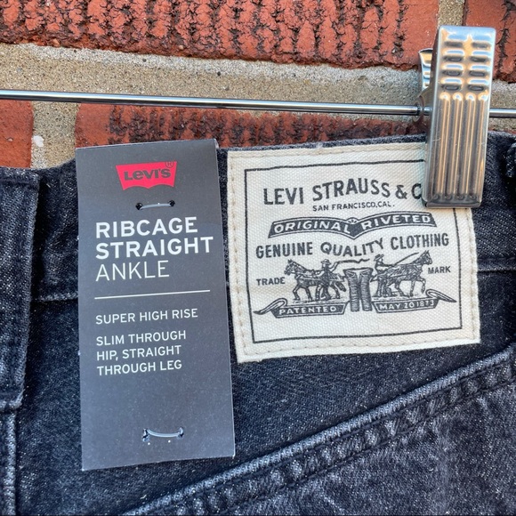 🆕 Levi’s Ribcage Straight Ankle High Rise Jean - Picture 13 of 14